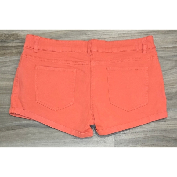 Ambiance Apparel Shorts Size Large - Picture 4 of 7